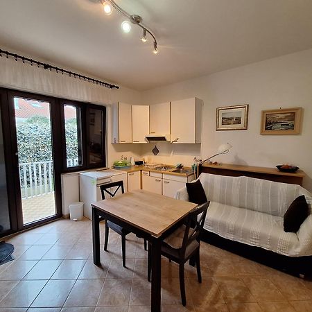 Ferienwohnung App Rojko Lovrečica Exterior foto